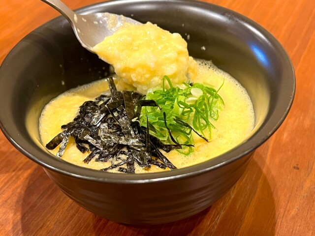 Rice topped with grated nagaimo yam